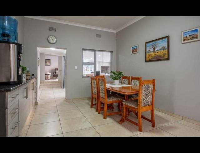 4 BEDROOM HOUSE FOR SALE IN LAMBTON